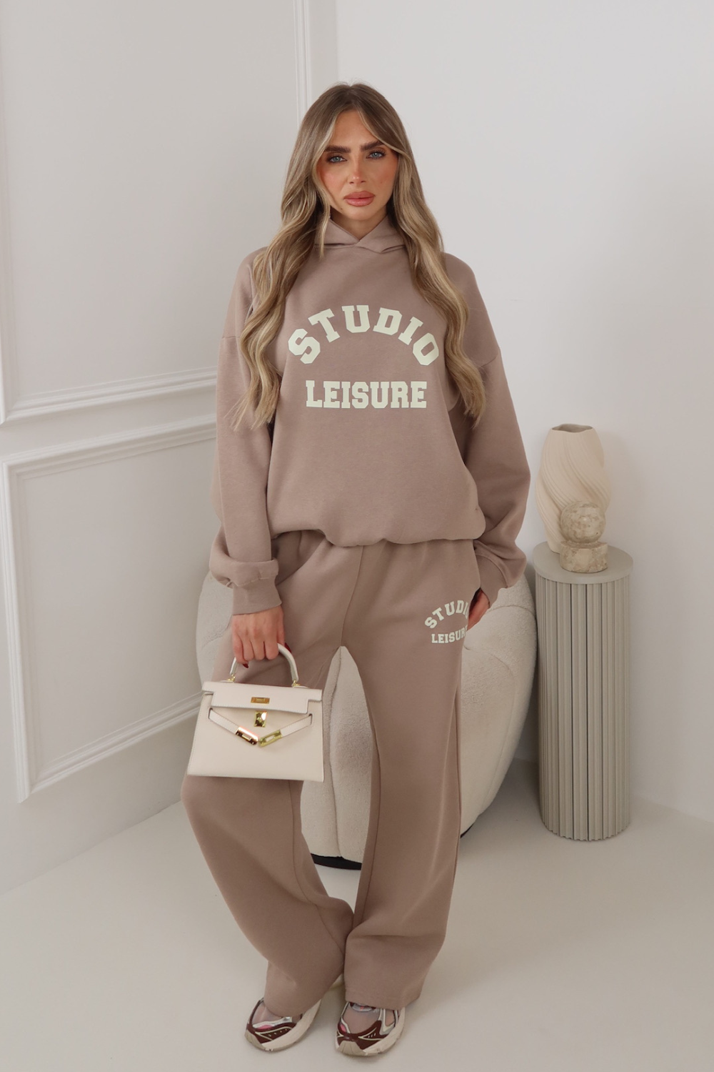 STUDIO LEISURE PRINTED MOCHA HOODIE & STRAIGHT LEG JOGGER SET