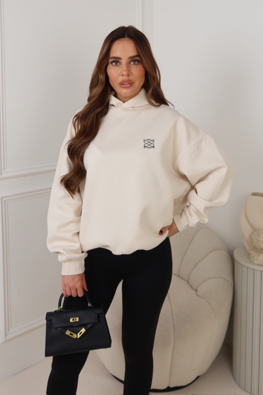 GEGE EMBROIDERED IVORY PREMIUM ESSENTIAL RELAXED HOODIE