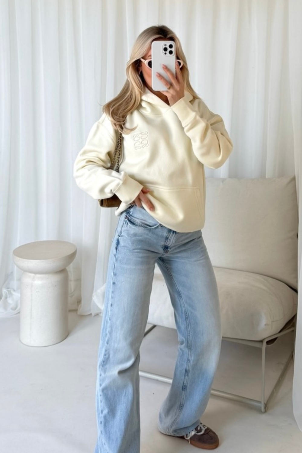 GeGe embroidered butter relaxed hoodie