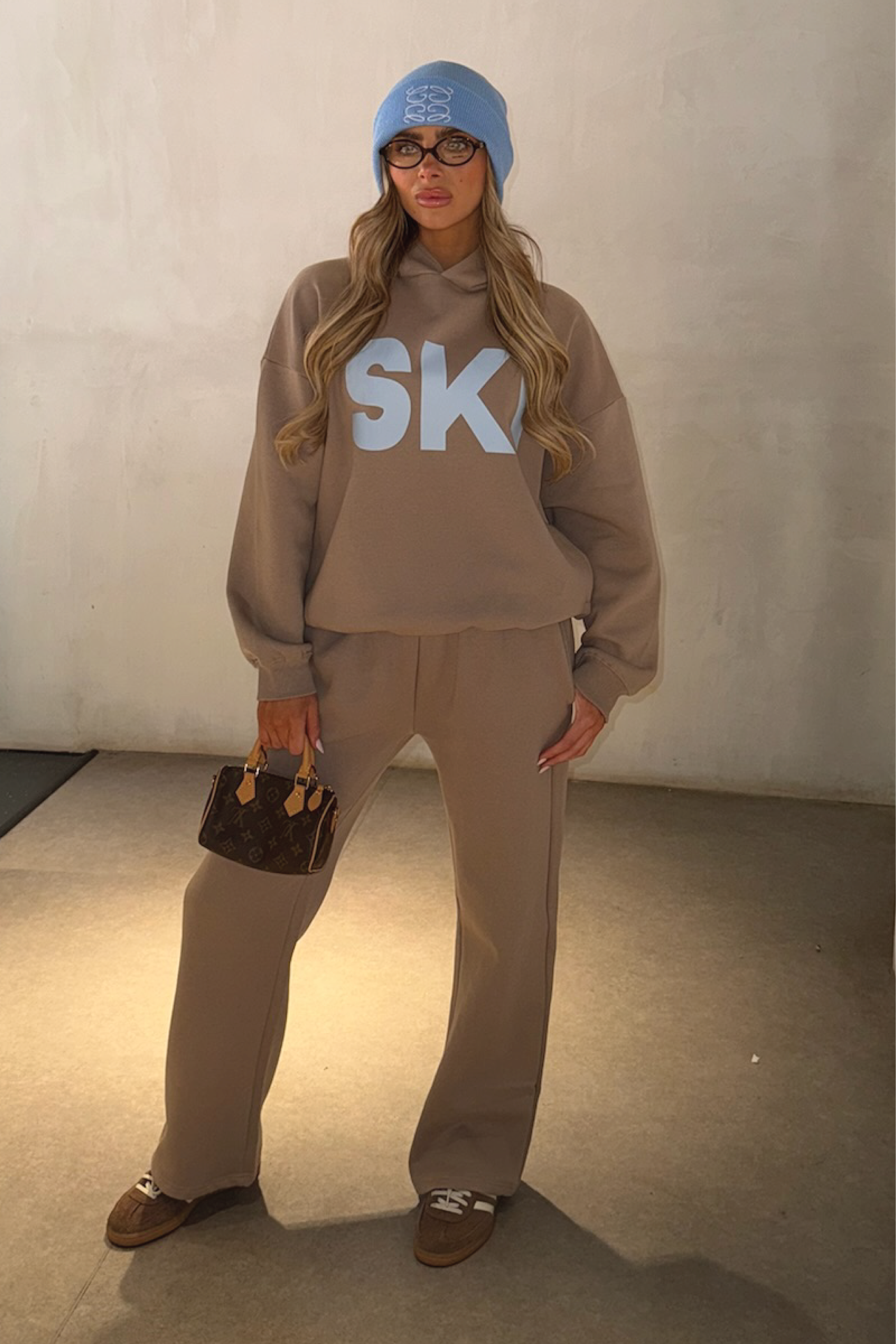 SKI ESSENTIAL MOCHA PRINTED HOODIE